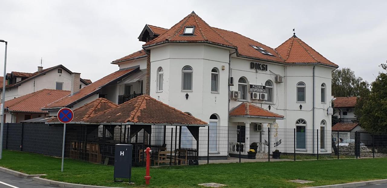 Apartmani Diksi زرنيانين المظهر الخارجي الصورة