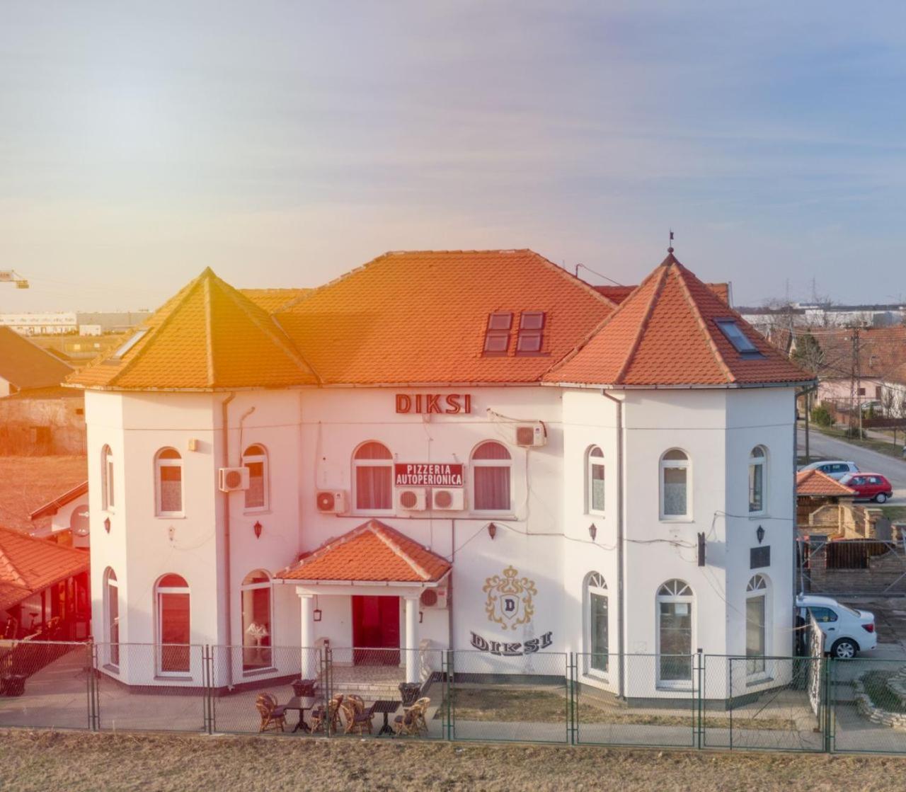 Apartmani Diksi زرنيانين المظهر الخارجي الصورة