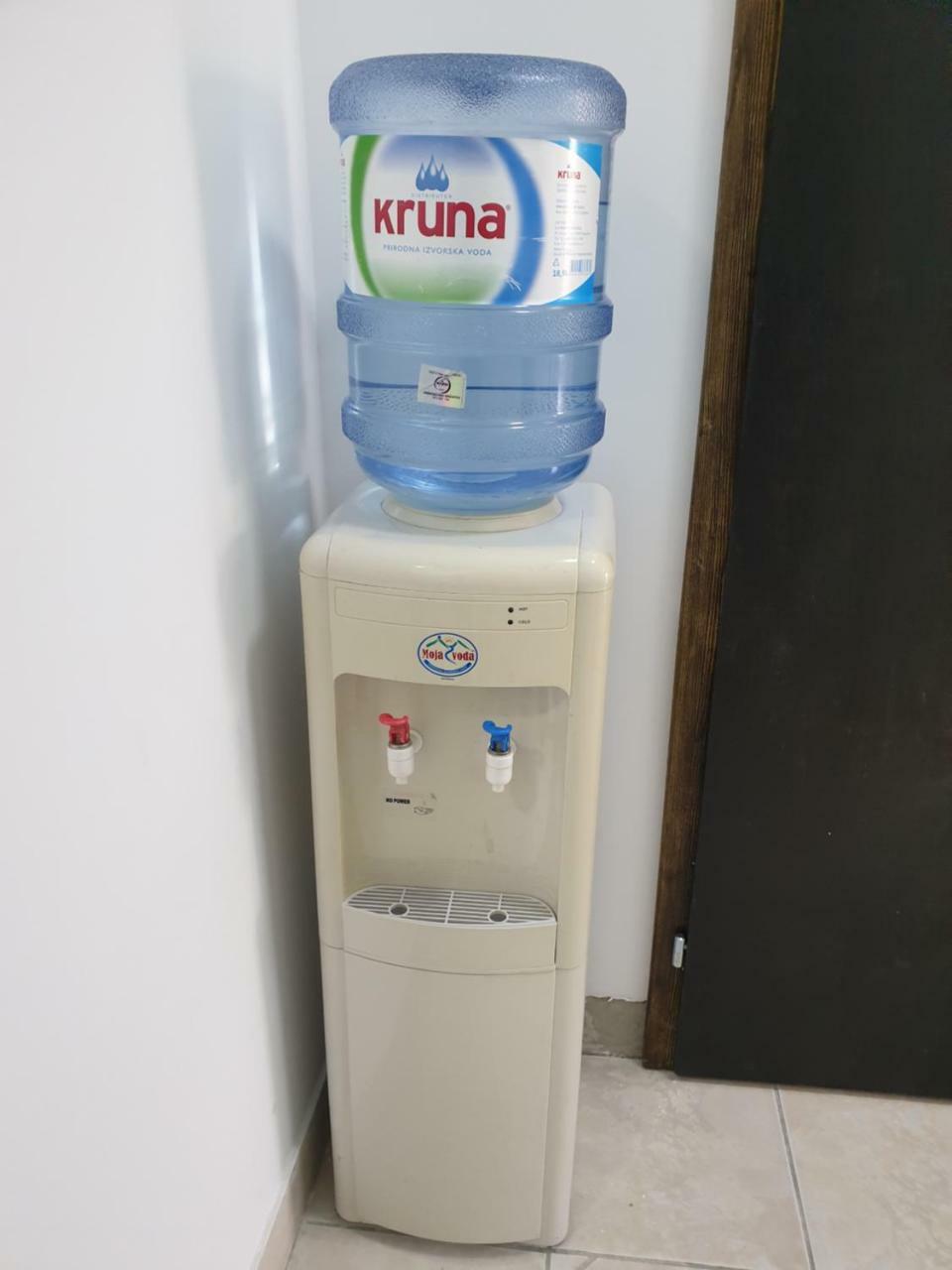 Apartmani Diksi زرنيانين المظهر الخارجي الصورة