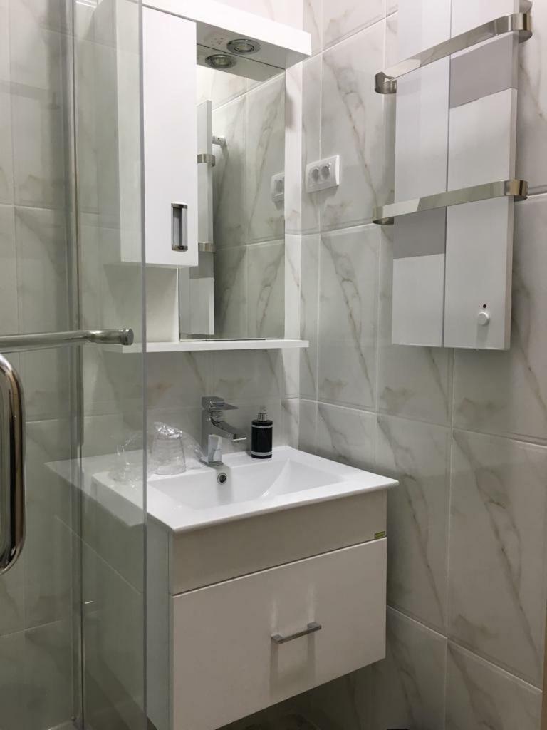 Apartmani Diksi زرنيانين المظهر الخارجي الصورة