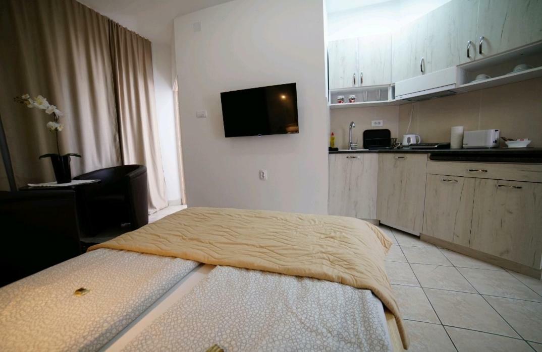 Apartmani Diksi زرنيانين المظهر الخارجي الصورة