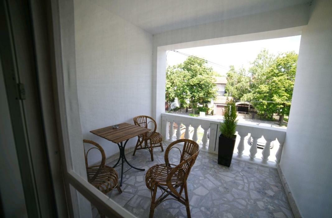 Apartmani Diksi زرنيانين المظهر الخارجي الصورة